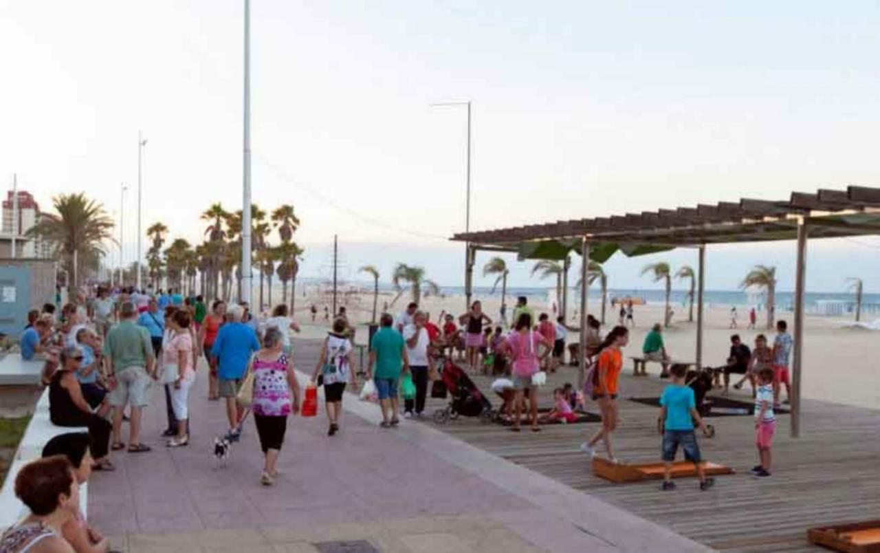 Barraques 65 Playa De Gandia Solo Para Familias Exterior foto